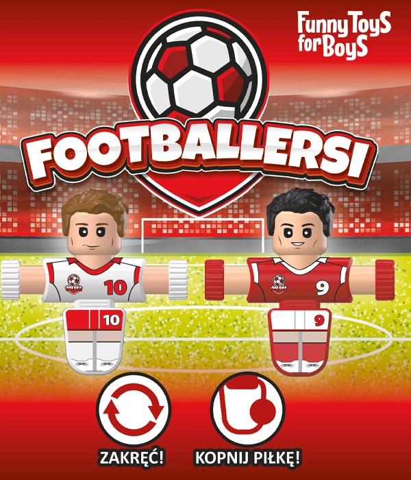 Dwaj zawodnicy piłki nożnej stoją obok siebie, w strojach sportowych, z piłką w tle.